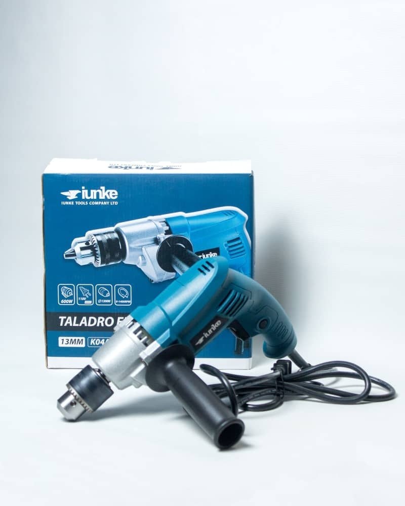 TALADRO ELECTRICO 110V, 50/60HZ,13MM, 550W, VELOCIDAD AJUSTABLE