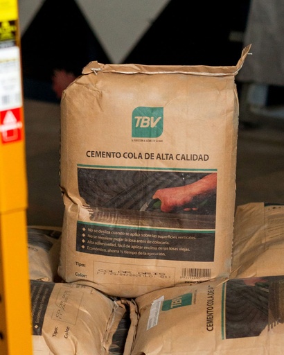 Cemento Cola Pro, TBV, Saco de 25 kg